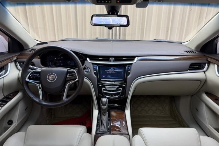 Used Cadillac XTS 2015 28T Comfort Model Interior 1