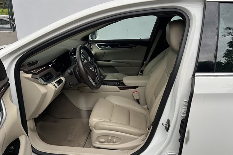 Used Cadillac XTS 2015 28T Elite Model Interior 3