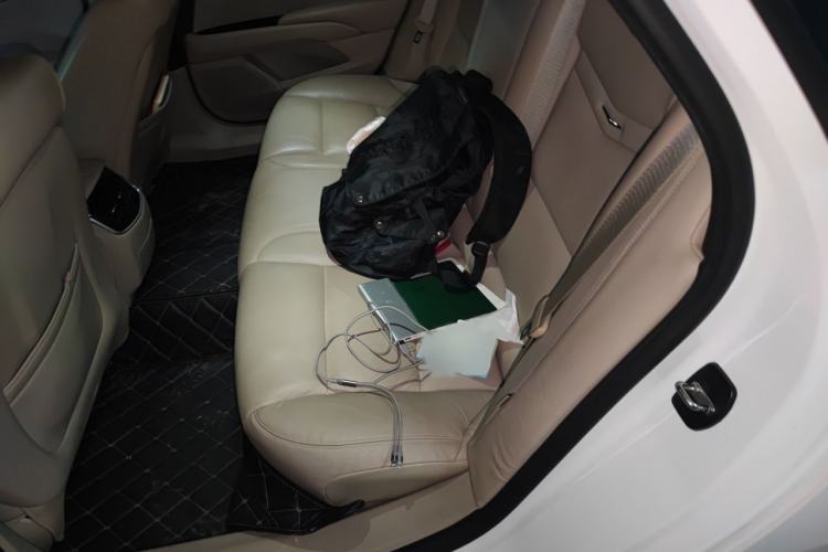 Used Cadillac XTS 2015 28T Elite Model Interior 4