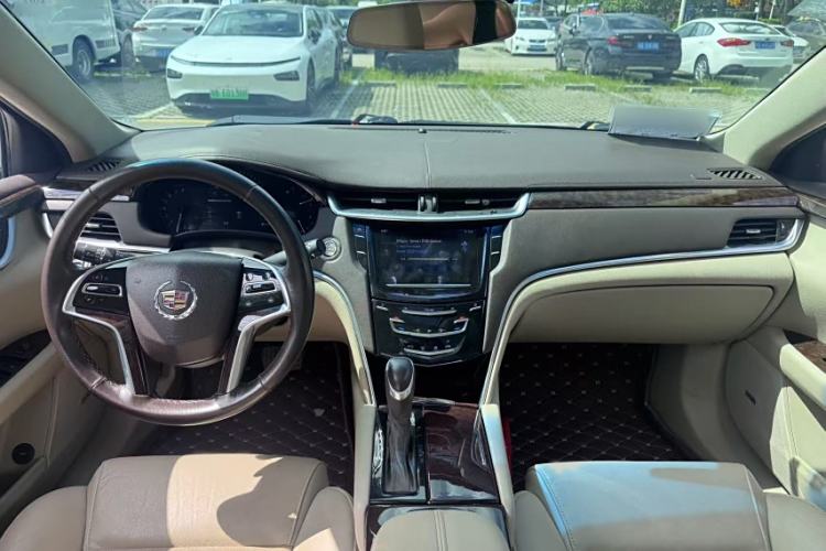 Used Cadillac XTS 2015 28T Comfort Model Interior 6