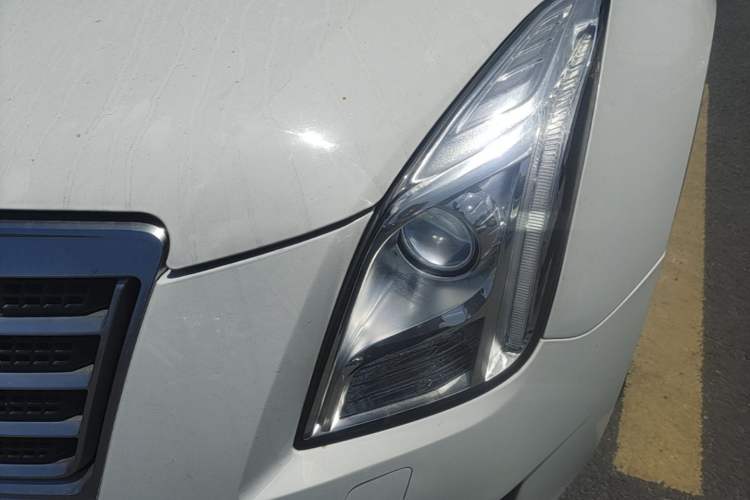 Used Cadillac XTS 2015 28T Comfort Model Left Front Headlight