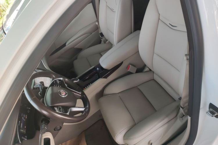 Used Cadillac XTS 2015 28T Comfort Model Left Front Seat
