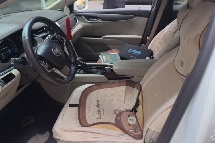 Used Cadillac XTS 2015 28T Comfort Model Left Front Seat