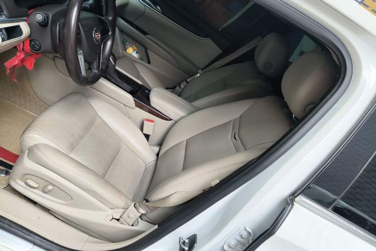 Used Cadillac XTS 2015 28T Comfort Model Left Front Seat
