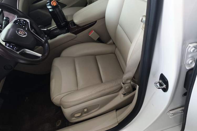 Used Cadillac XTS 2015 28T Comfort Model Left Front Seat