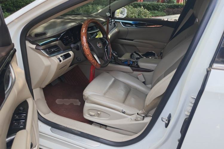 Used Cadillac XTS 2015 28T Comfort Model Left Front Seat