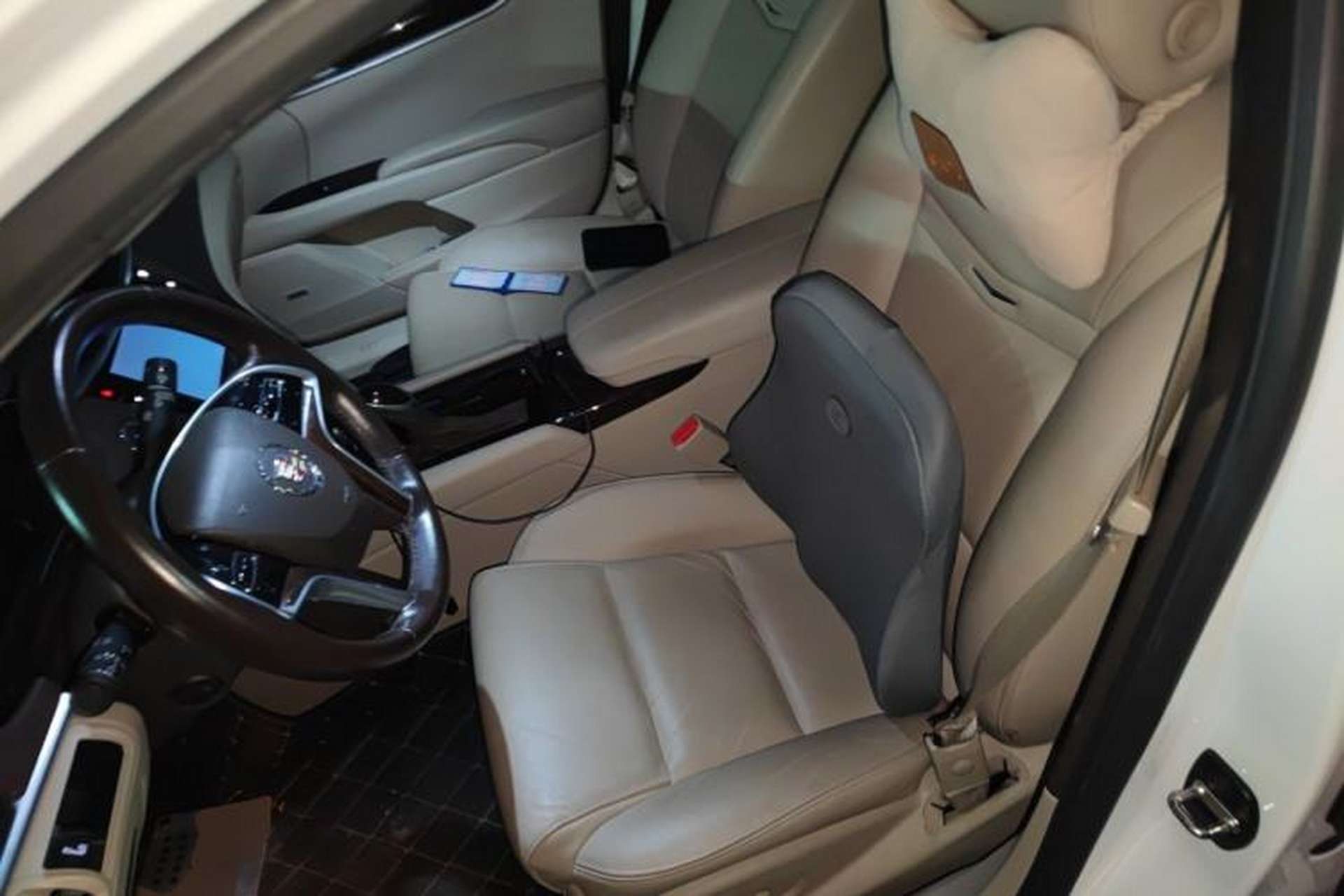 Used Cadillac XTS 2015 28T Elite Model Left Front Seat