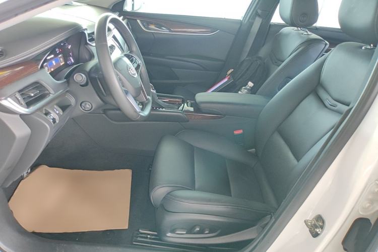Used Cadillac XTS 2015 28T Luxury Model Left Front Seat