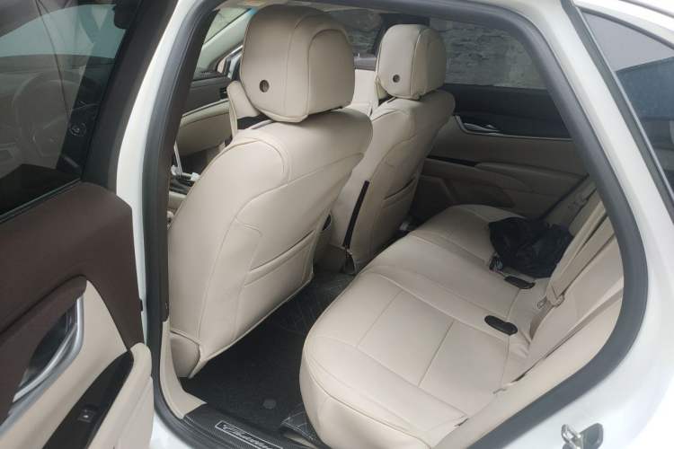 Used Cadillac XTS 2015 28T Comfort Model Left Rear Seat