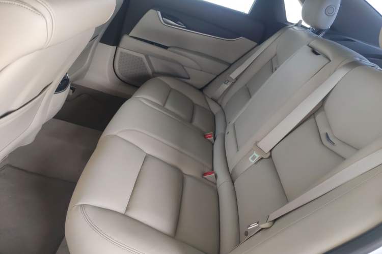Used Cadillac XTS 2015 28T Comfort Model Left Rear Seat