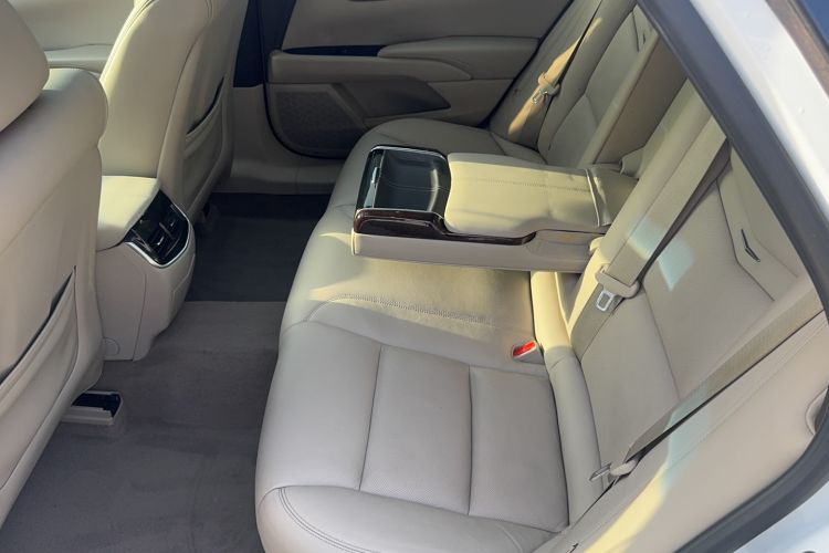 Used Cadillac XTS 2015 28T Comfort Model Left Rear Seat
