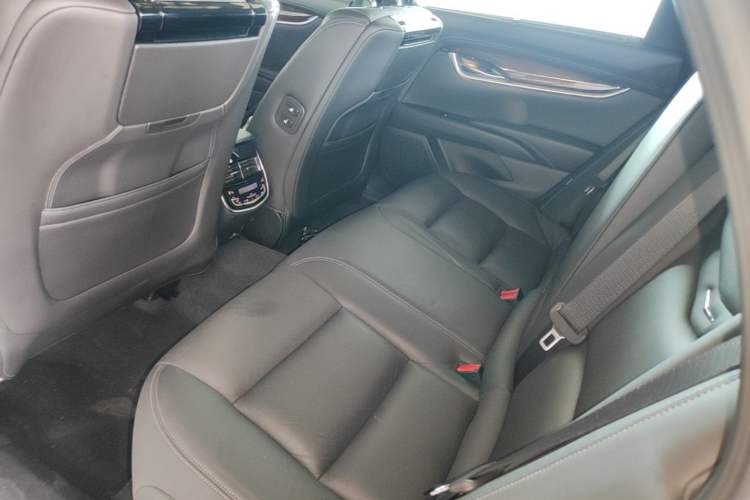 Used Cadillac XTS 2015 28T Luxury Model Left Rear Seat