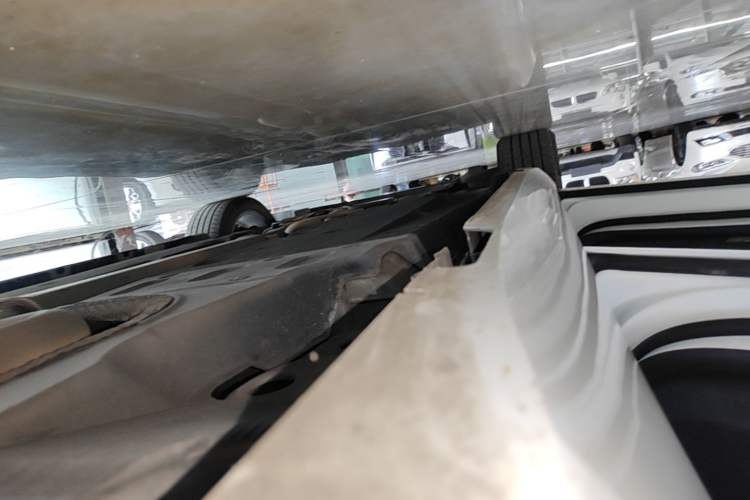 Used Cadillac XTS 2015 28T Luxury Model Left Side Sill