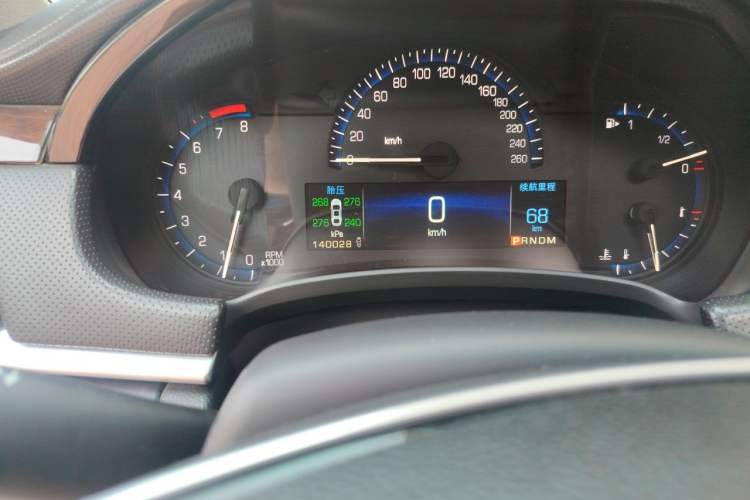 Used Cadillac XTS 2015 28T Luxury Model Odometer Close Up