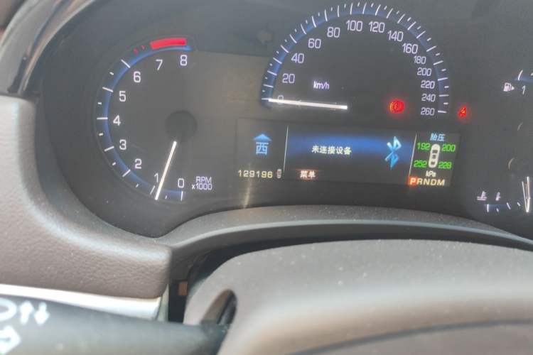 Used Cadillac XTS 2015 28T Elite Model Odometer Close Up
