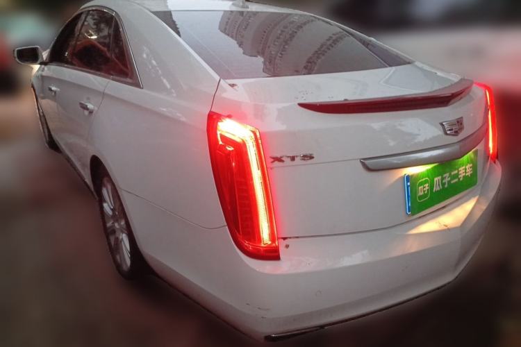 Used Cadillac XTS 2015 28T Luxury Model Rear Left 45 Deg
