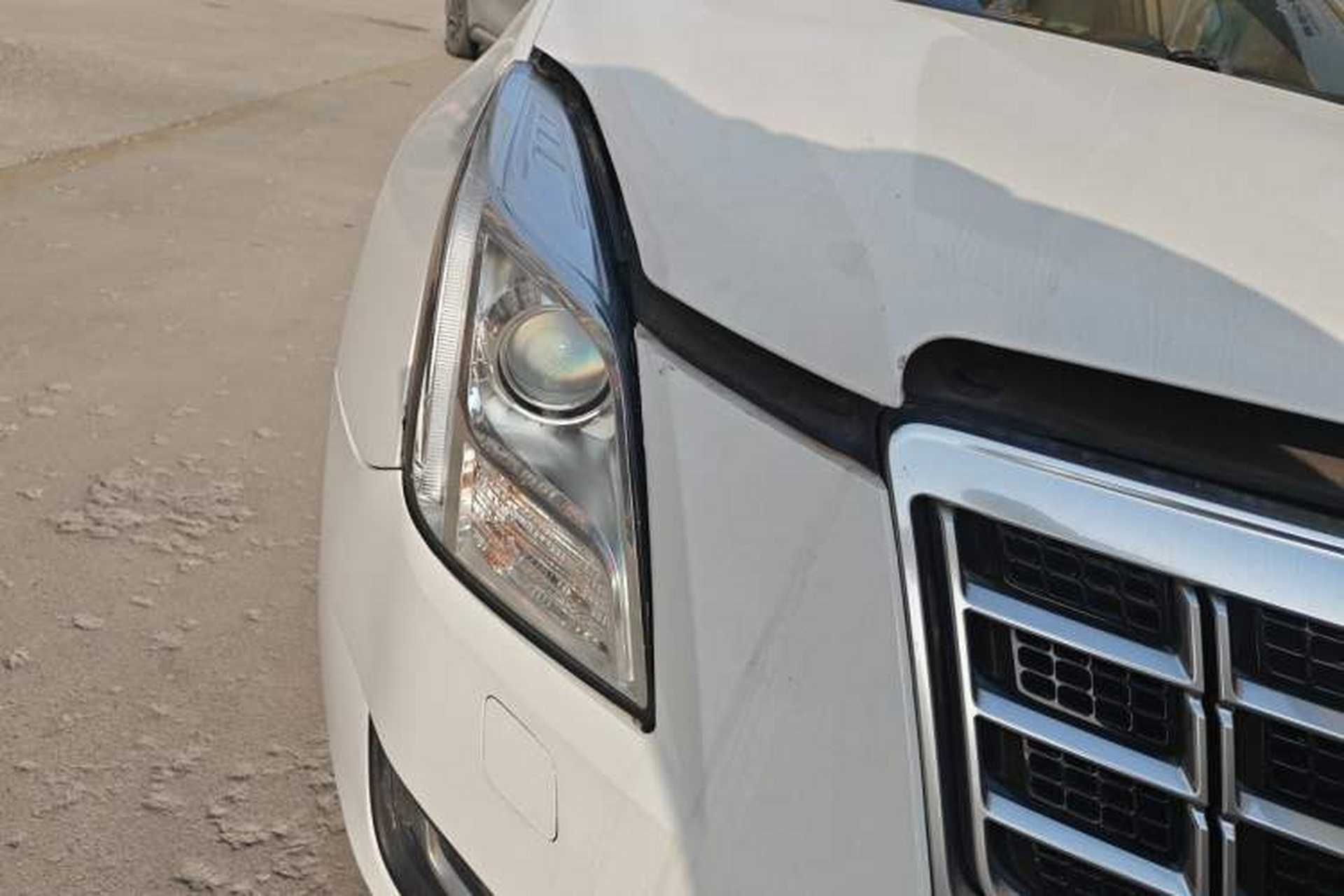 Used Cadillac XTS 2015 28T Comfort Model Right Front Headlight