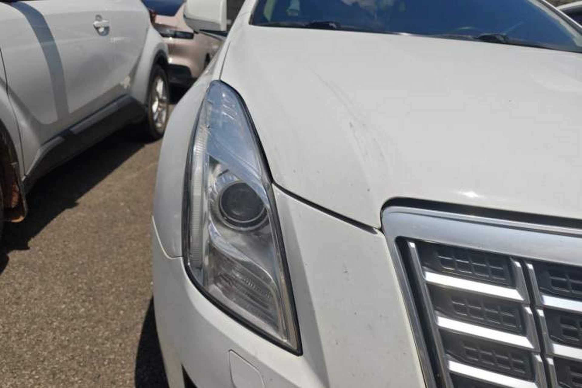 Used Cadillac XTS 2015 28T Comfort Model Right Front Headlight