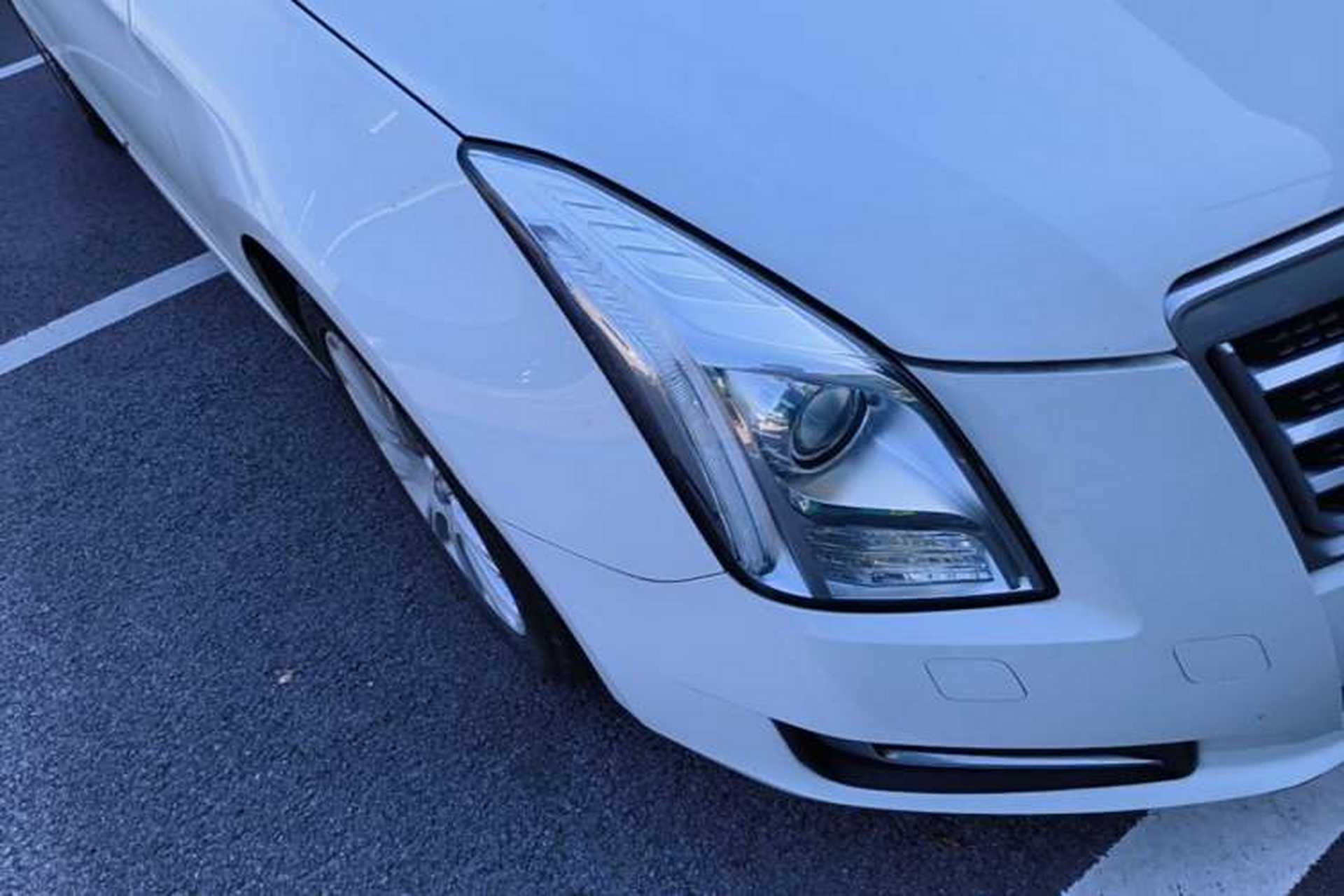 Used Cadillac XTS 2015 28T Comfort Model Right Front Headlight