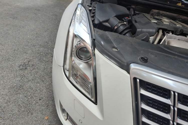 Used Cadillac XTS 2015 28T Elite Model Right Front Headlight