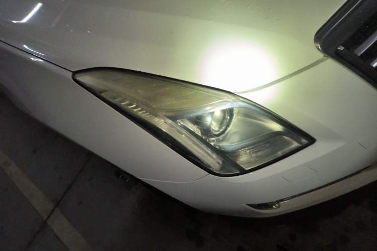 Used Cadillac XTS 2015 28T Elite Model Right Front Headlight