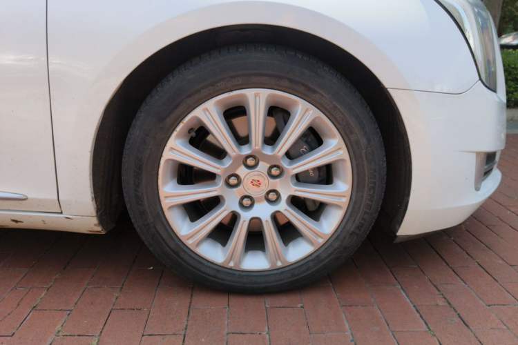 Used Cadillac XTS 2015 28T Elite Model Right Front Wheel Hub