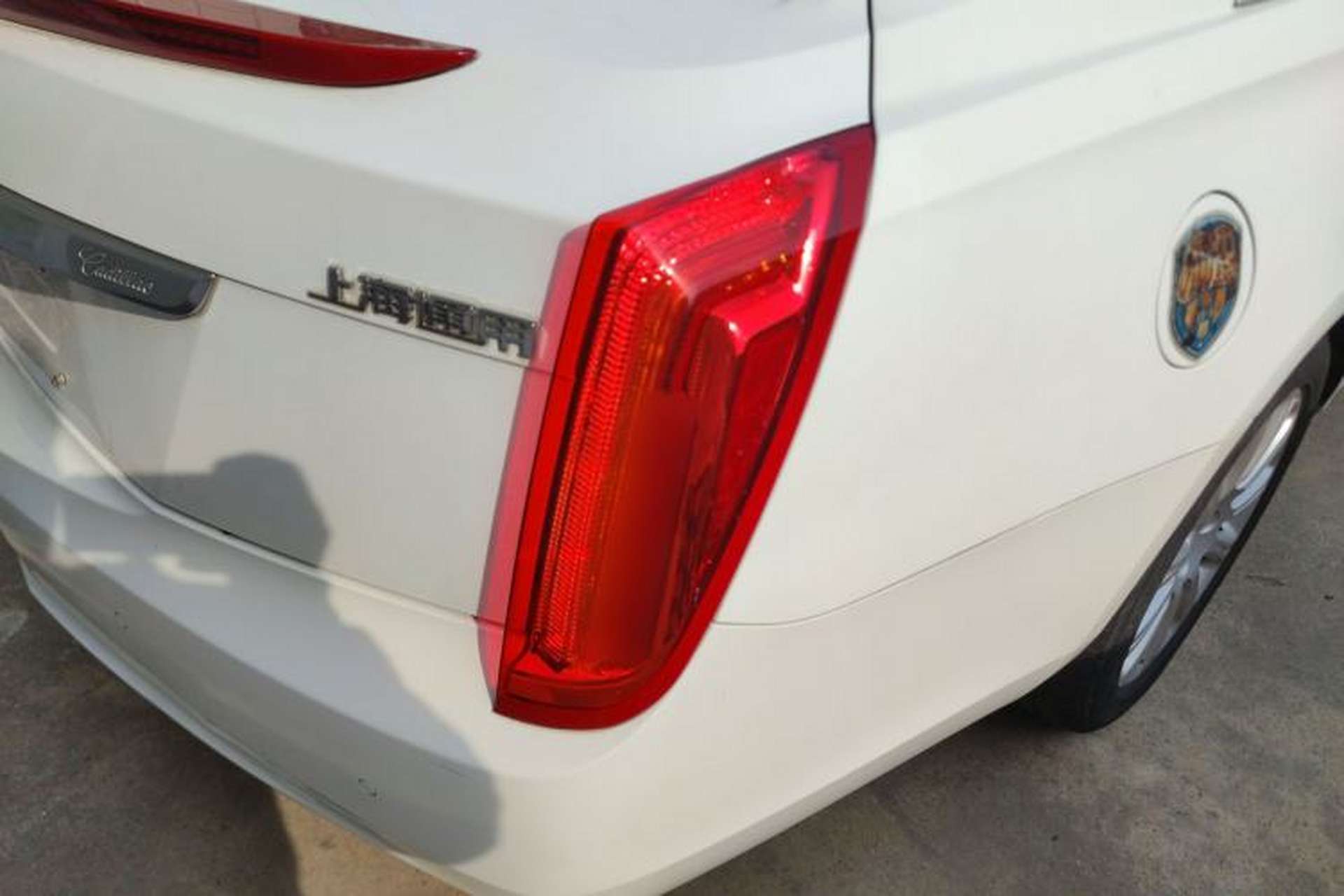 Used Cadillac XTS 2015 28T Comfort Model Right Rear Taillight