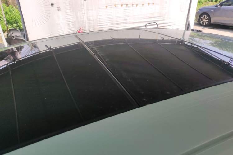 Used Cadillac XTS 2015 28T Comfort Model Roof