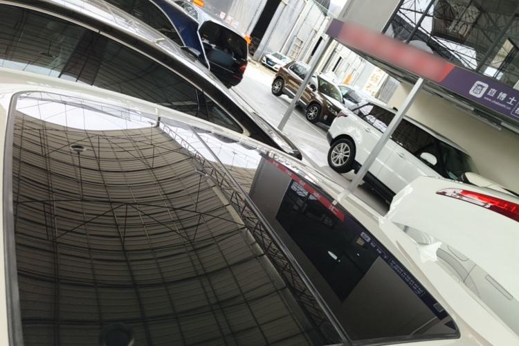 Used Cadillac XTS 2015 28T Comfort Model Roof