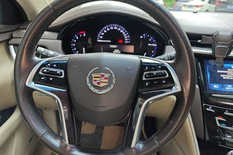 Used Cadillac XTS 2015 28T Comfort Model Steering Wheel