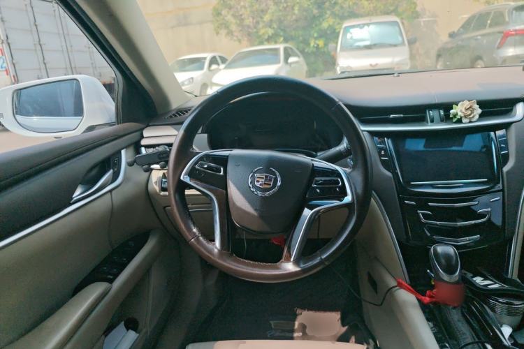 Used Cadillac XTS 2015 28T Comfort Model Steering Wheel
