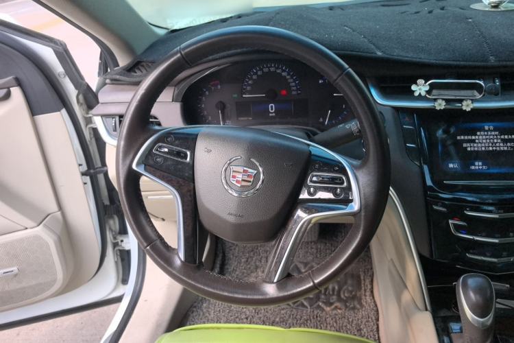Used Cadillac XTS 2015 28T Comfort Model Steering Wheel