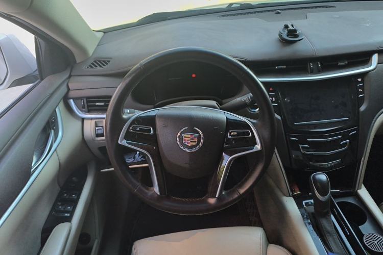 Used Cadillac XTS 2015 28T Comfort Model Steering Wheel