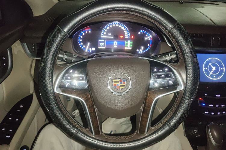 Used Cadillac XTS 2015 28T Comfort Model Steering Wheel