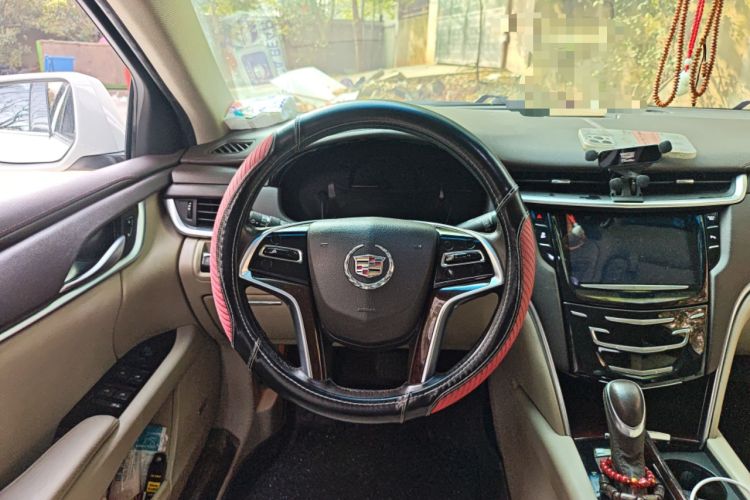 Used Cadillac XTS 2015 28T Comfort Model Steering Wheel