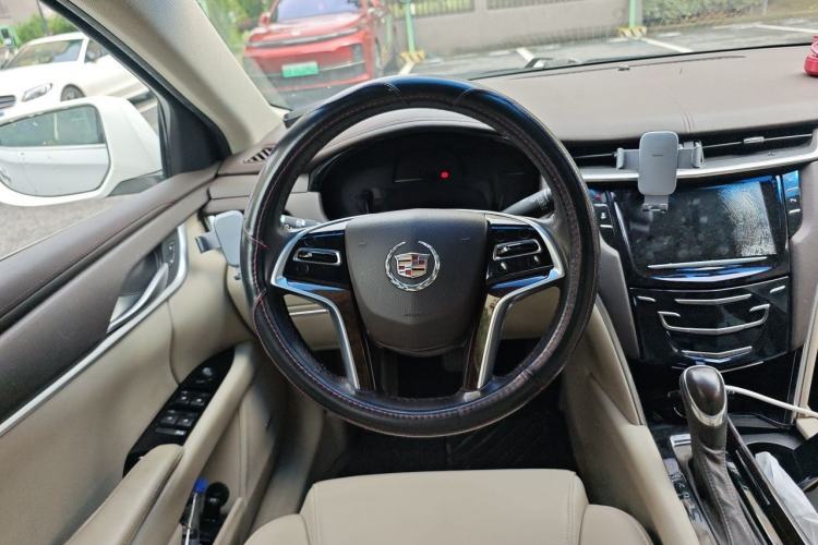 Used Cadillac XTS 2015 28T Comfort Model Steering Wheel