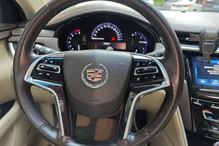 Used Cadillac XTS 2015 28T Comfort Model Steering Wheel