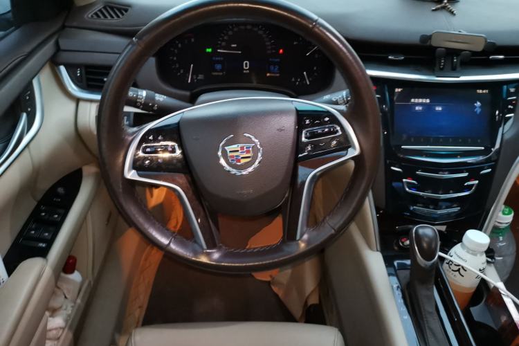 Used Cadillac XTS 2015 28T Comfort Model Steering Wheel