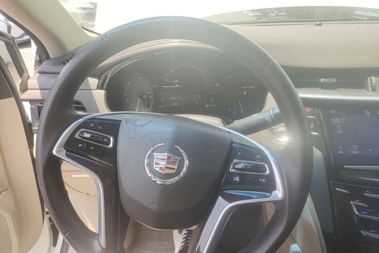 Used Cadillac XTS 2015 28T Comfort Model Steering Wheel