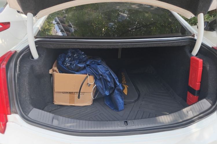 Used Cadillac XTS 2015 28T Comfort Model Trunk