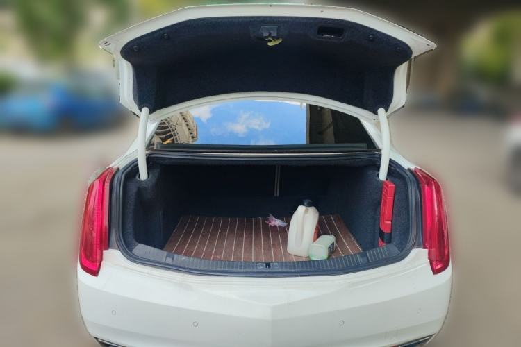 Used Cadillac XTS 2015 28T Elite Model Trunk