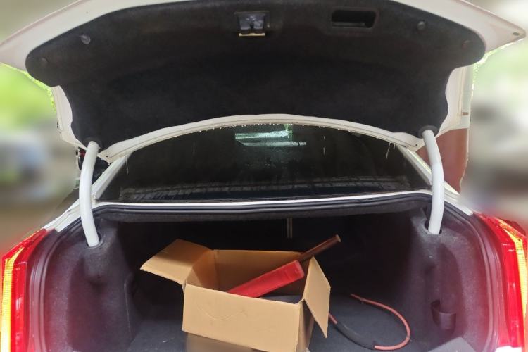 Used Cadillac XTS 2015 28T Comfort Model Trunk