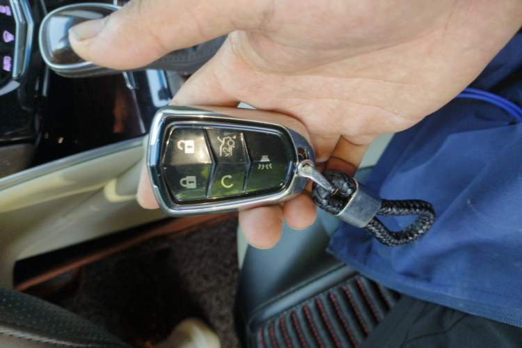 Used Cadillac XTS 2015 28T Elite Model Vehicle Key