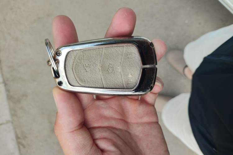 Used Cadillac XTS 2015 28T Elite Model Vehicle Key