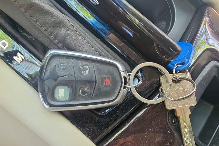 Used Cadillac XTS 2015 28T Elite Model Vehicle Key