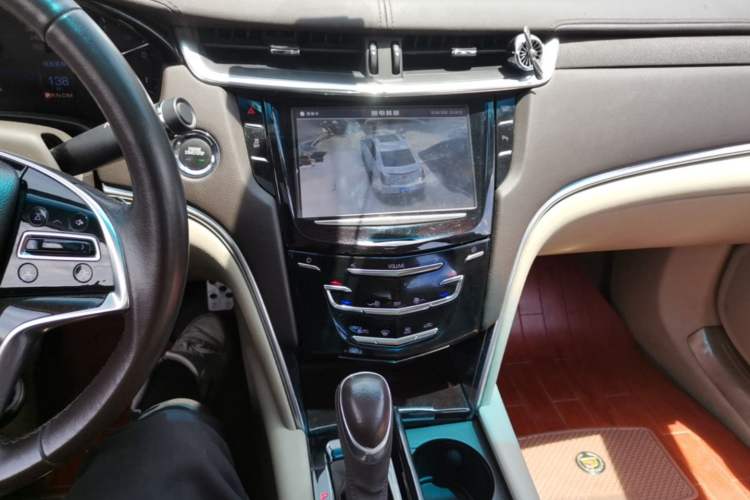 Used Cadillac XTS 2015 28T Comfort Model Audio And AC Panel