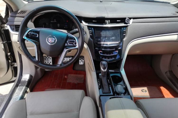 Used Cadillac XTS 2015 28T Comfort Model Center Console