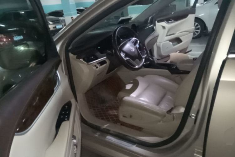 Used Cadillac XTS 2015 28T Comfort Model Driver Seat