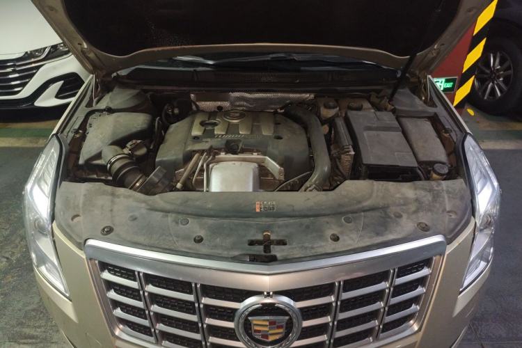 Used Cadillac XTS 2015 28T Comfort Model Engine Bay