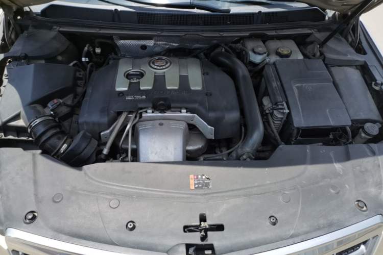 Used Cadillac XTS 2015 28T Comfort Model Engine Bay